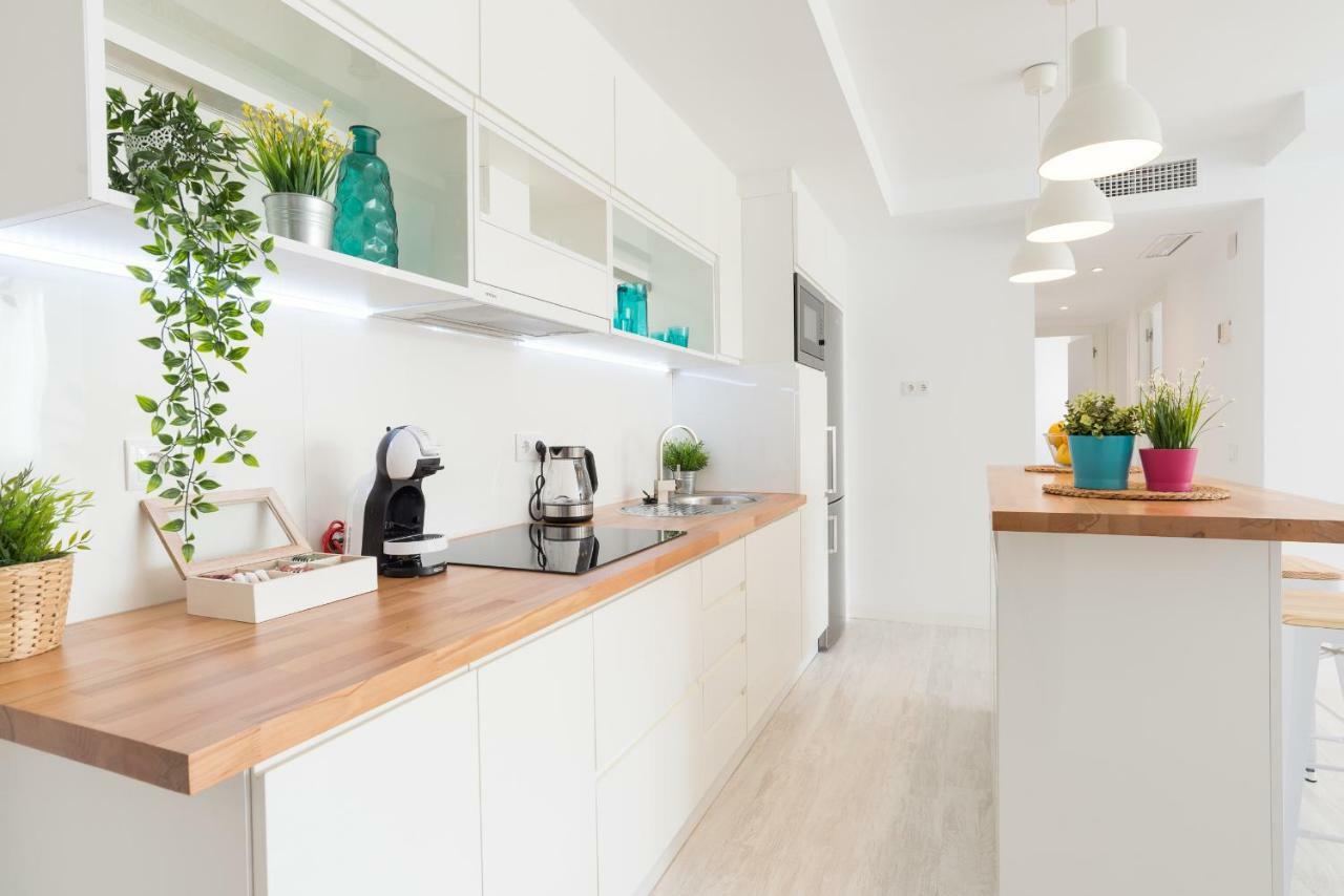 Stunning Spacious With Free Parking Málaga
